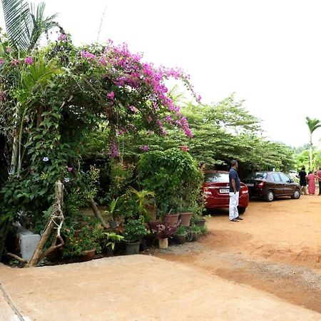 Niyati Home Stay Gokarna  Buitenkant foto