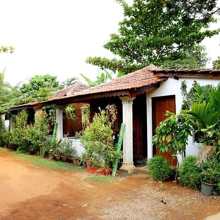 Niyati Home Stay Gokarna  Buitenkant foto