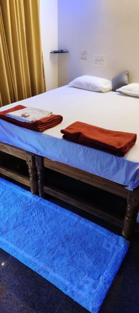 Niyati Home Stay Gokarna  Buitenkant foto
