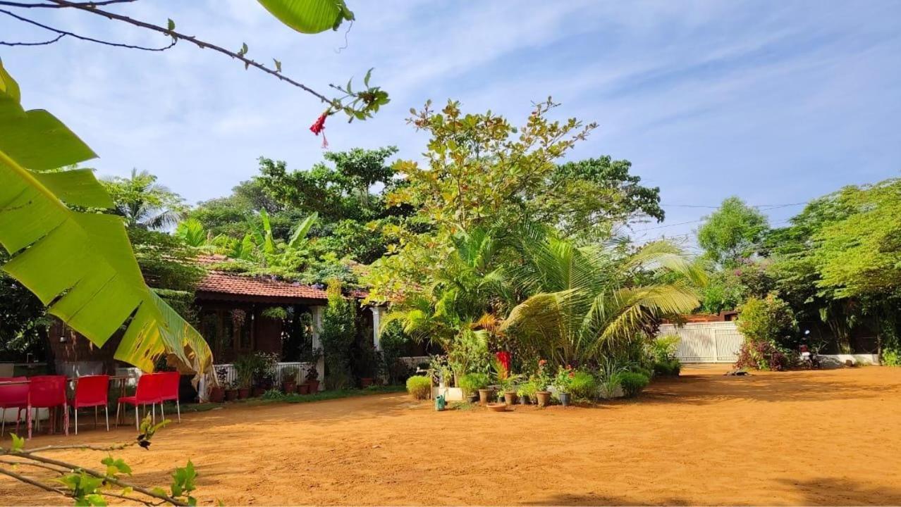 Niyati Home Stay Gokarna  Buitenkant foto